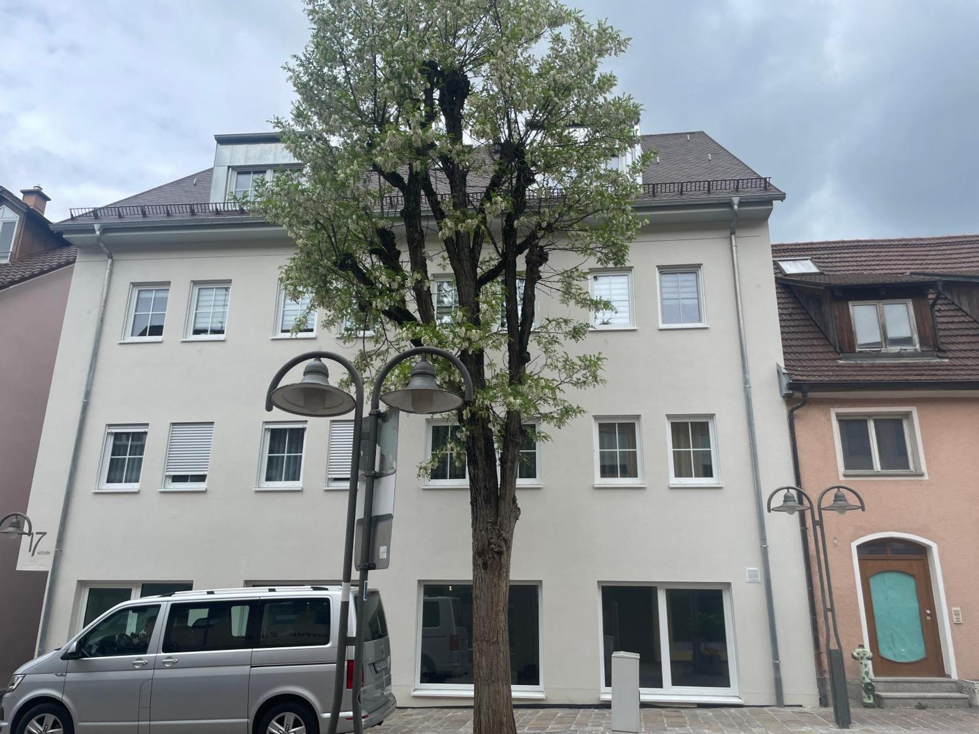 Golden Poodle Luxusappartment Am Neuen Schloss Tettang Apartment Tettnang
